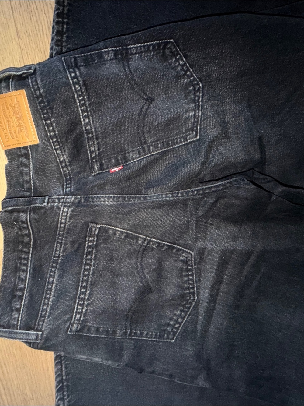 Levi's Men's Black Relaxed-Fit Jeans with Classic Back Pockets